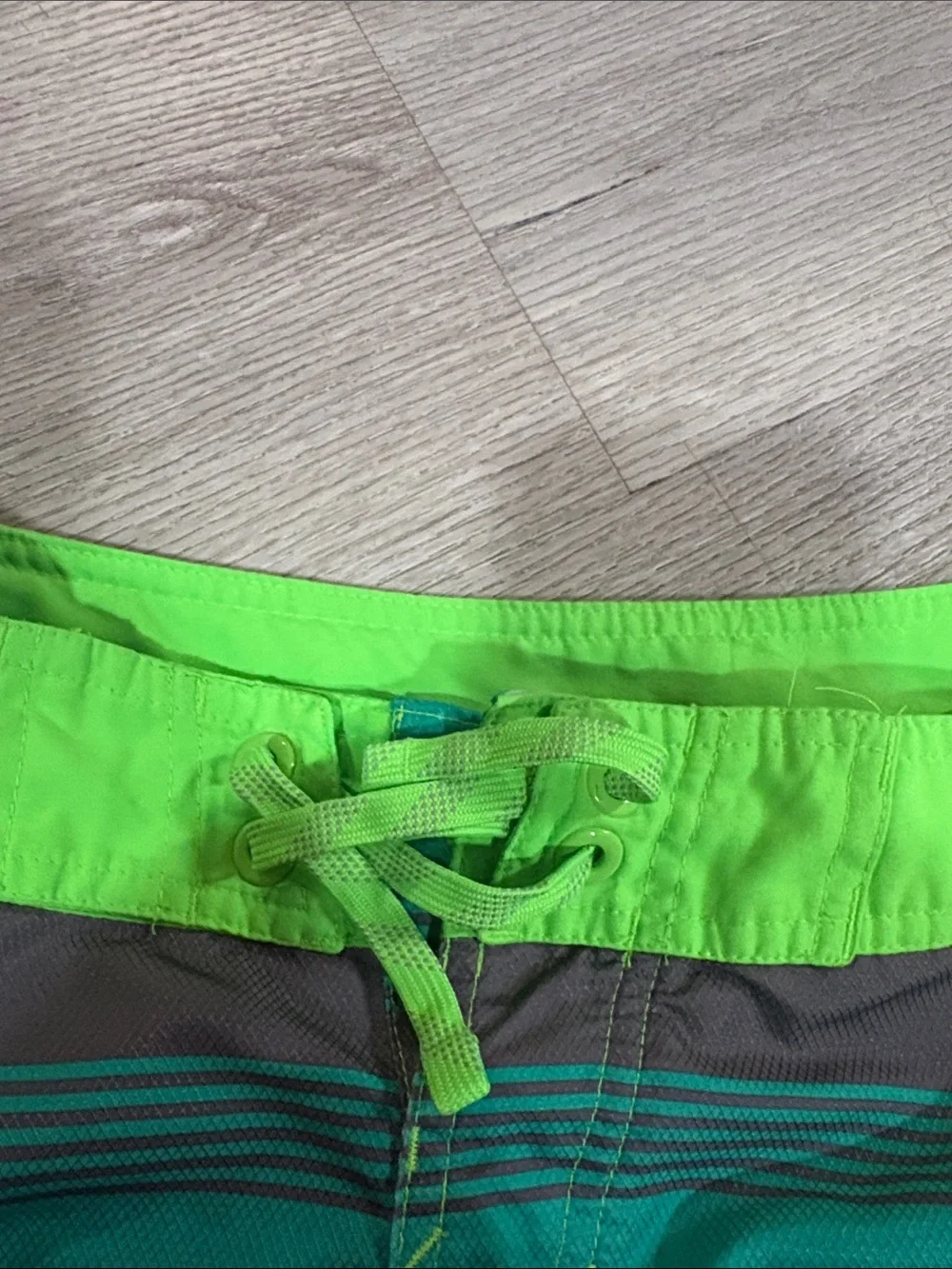 Nike Boys XL Swim Trunks